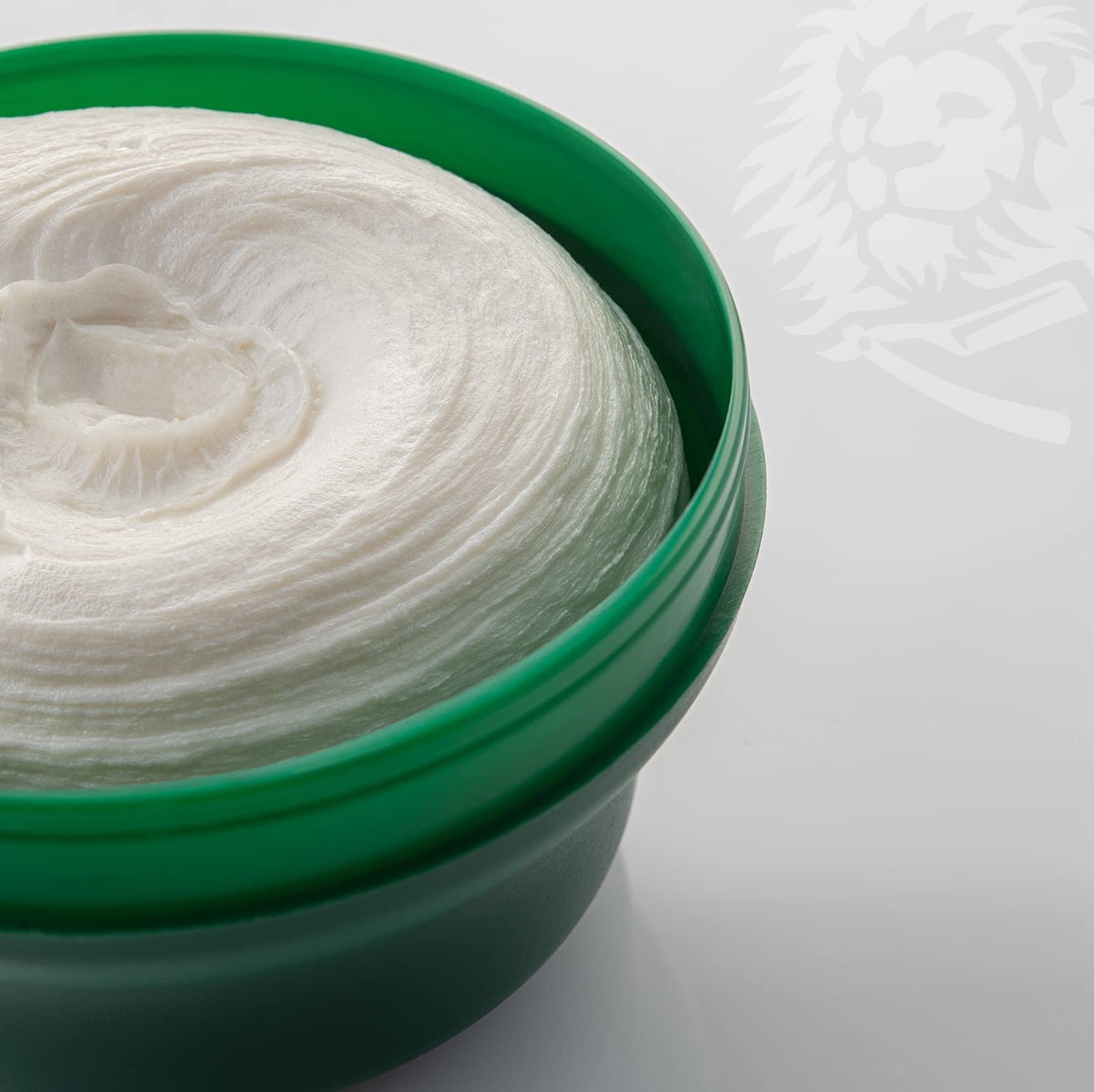 Proraso Shaving Soap Eucalyptus Oil & Menthol 200g side view