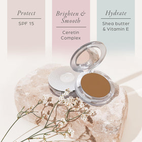PÜR MINERALS 4-in-1 Pressed Mineral Powder Foundation Cocoa texture close-up