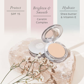 PÜR MINERALS 4-in-1 Pressed Mineral Powder Foundation texture close-up