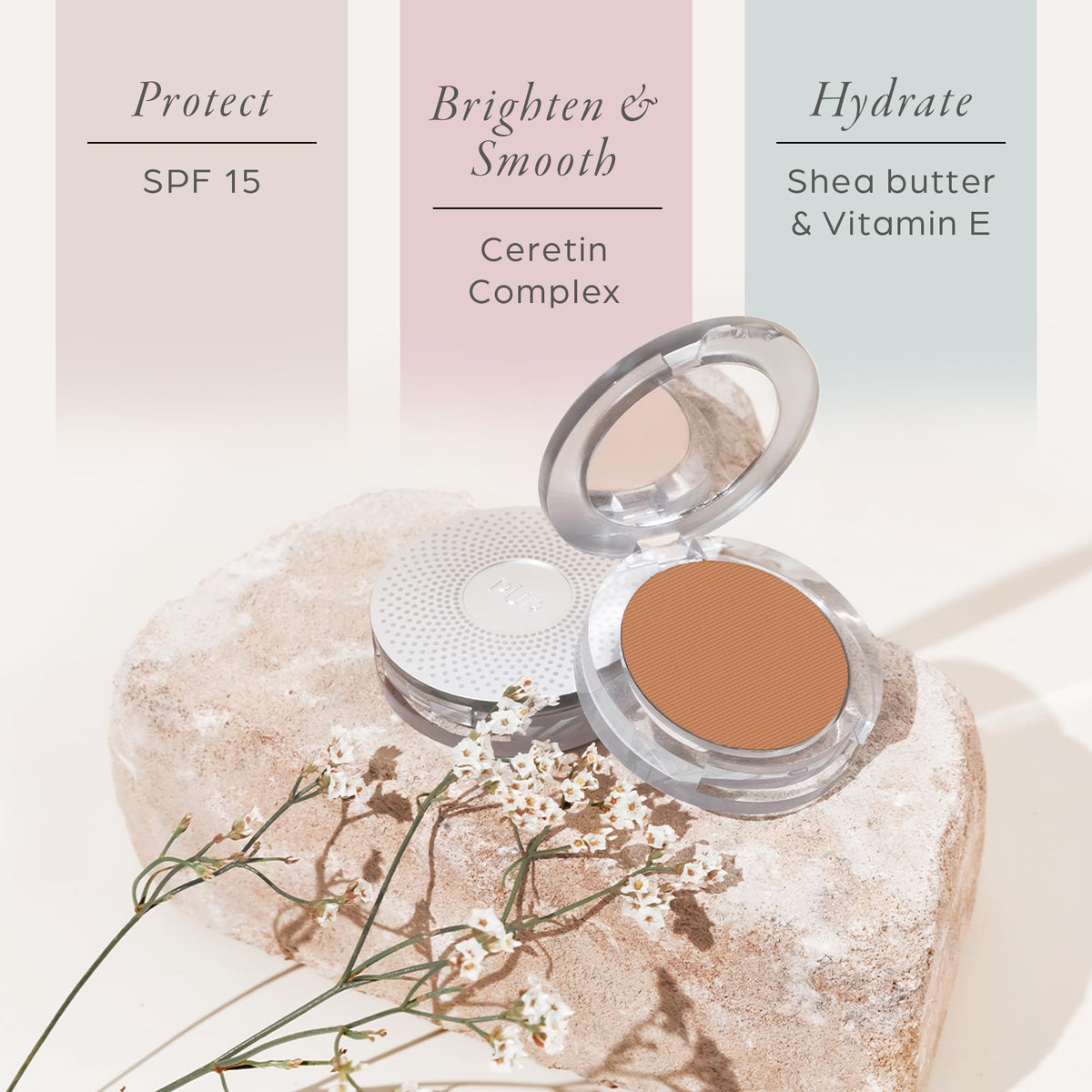 PÜR MINERALS 4-in-1 Pressed Mineral Powder Foundation texture swatch