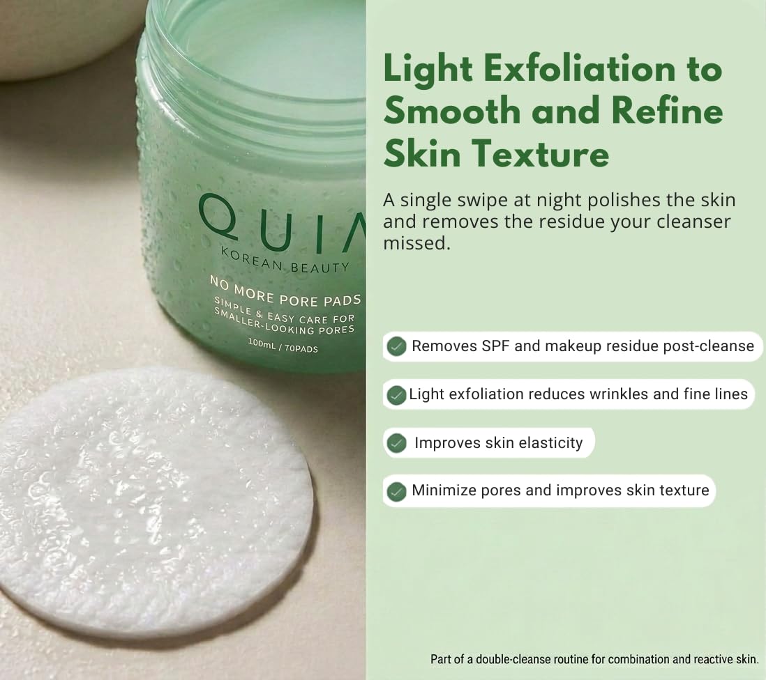 QUIA Beauty toner pads smooth side close-up
