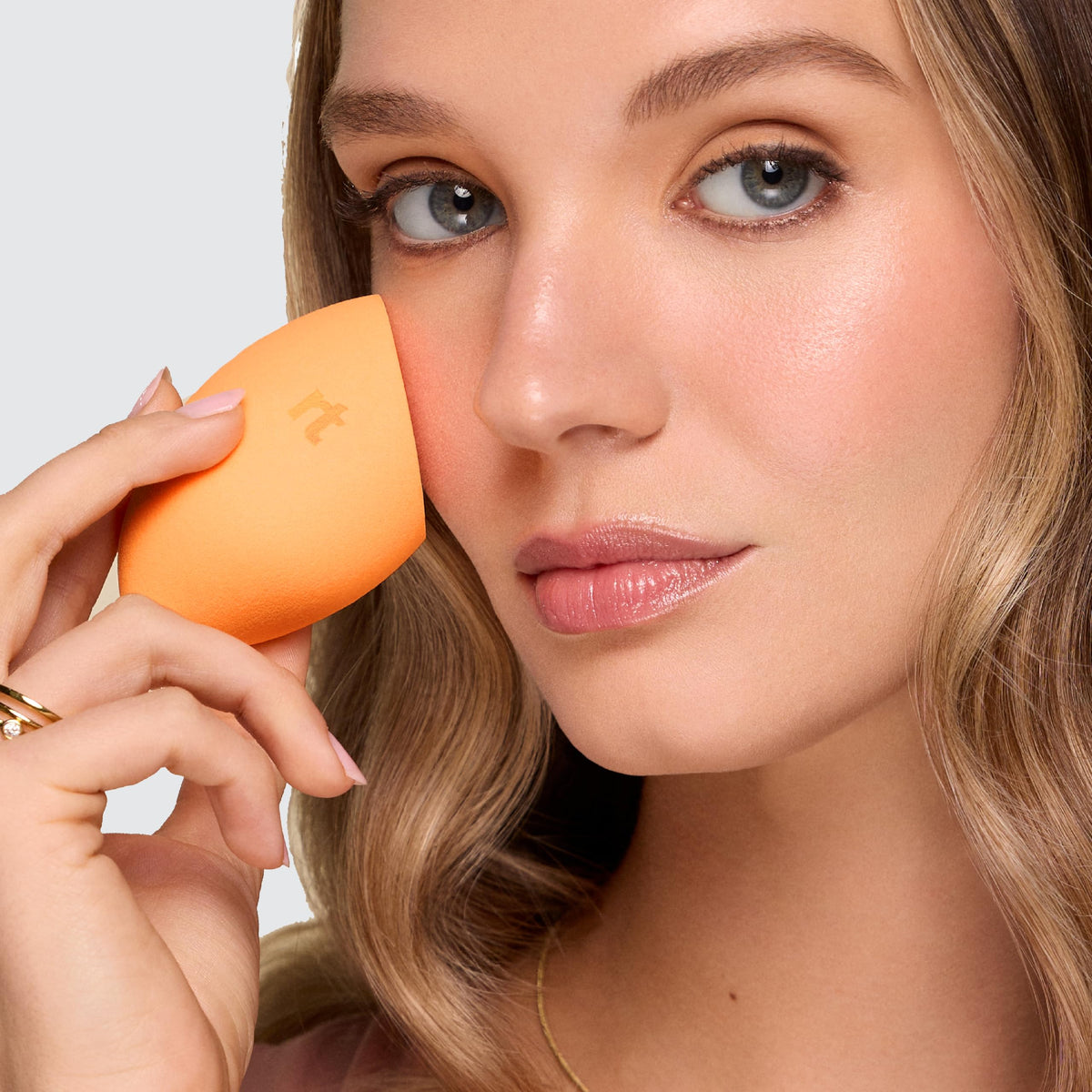 Real Techniques Miracle Complexion Sponge showing precision tip