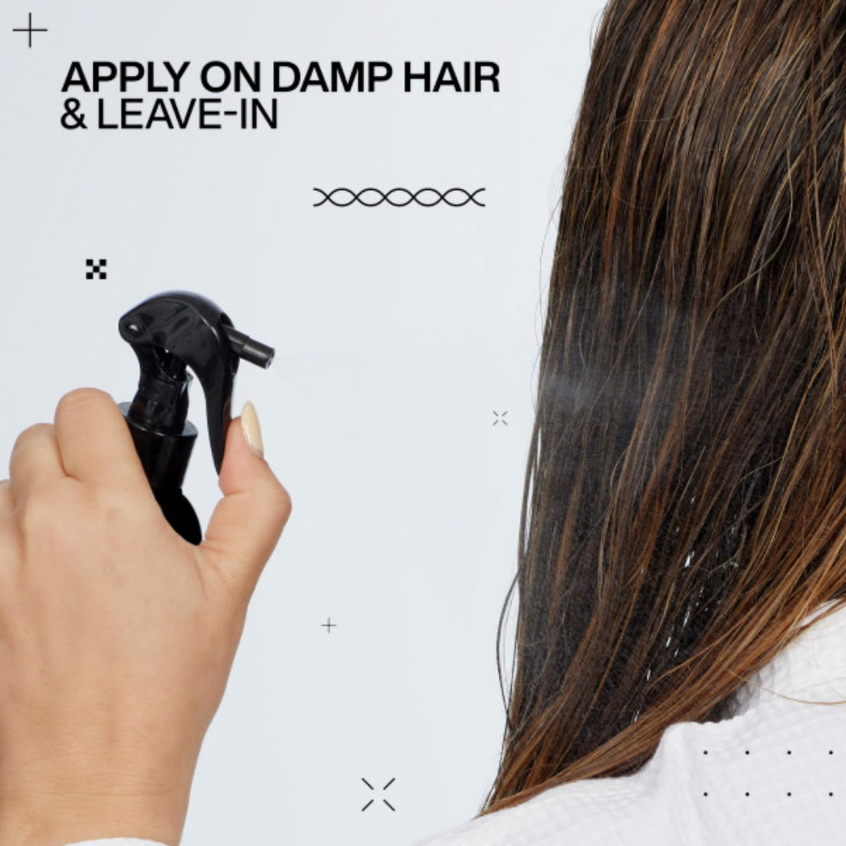 Redken Acidic Color Gloss Leave-In Spray close-up of nozzle