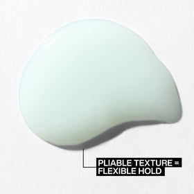 Redken Pliable Styling Paste 200g texture on hand