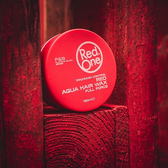 Redone Aqua Hair Wax 150ml Red with hair styling tools