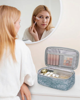 Relavel Cute Pink Makeup Bag top layer with elastic bands for lipsticks