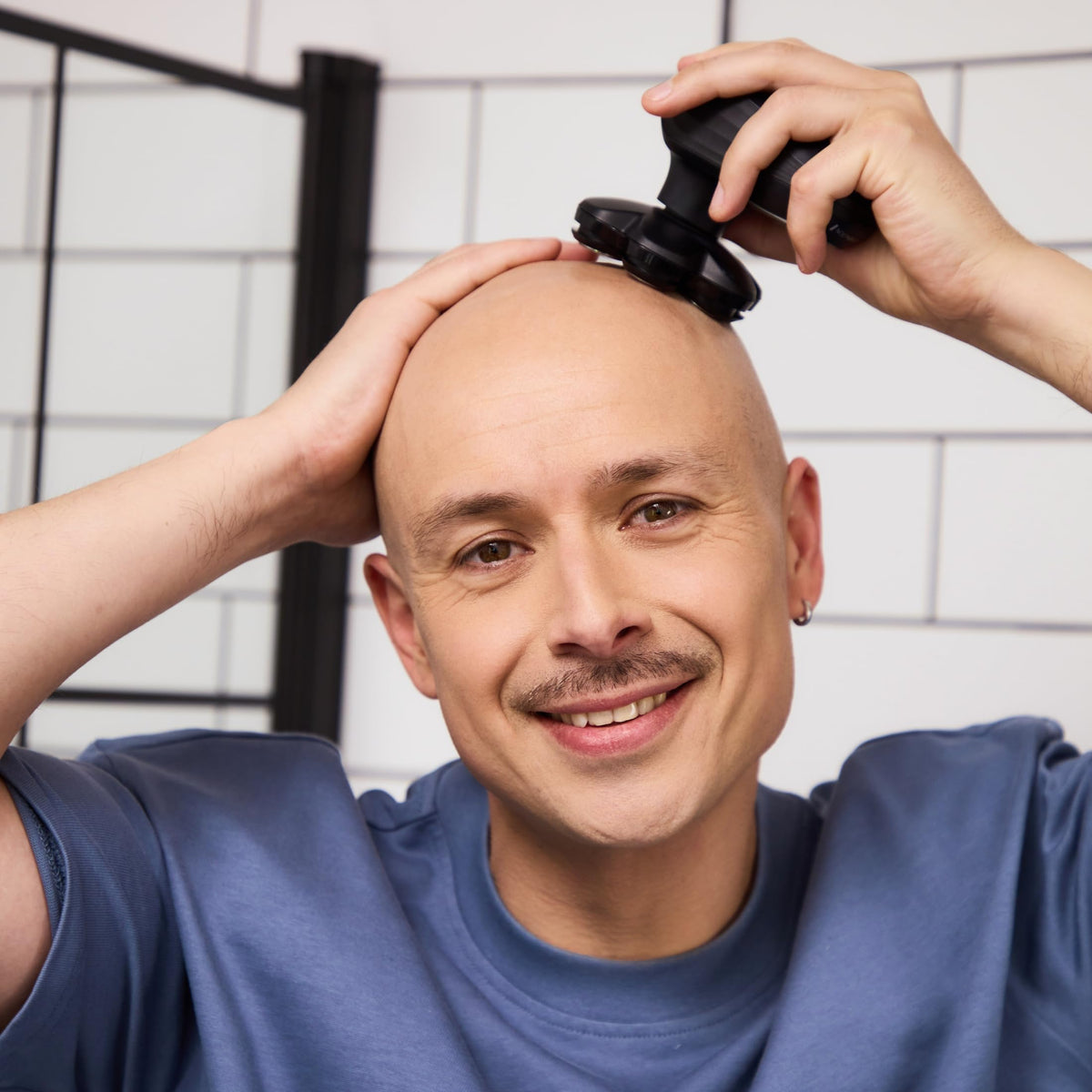 Remington Balder MAX Head Shaver packaging