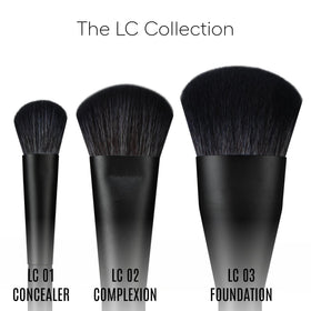 rephr LC 01 Concealer Brush angled view