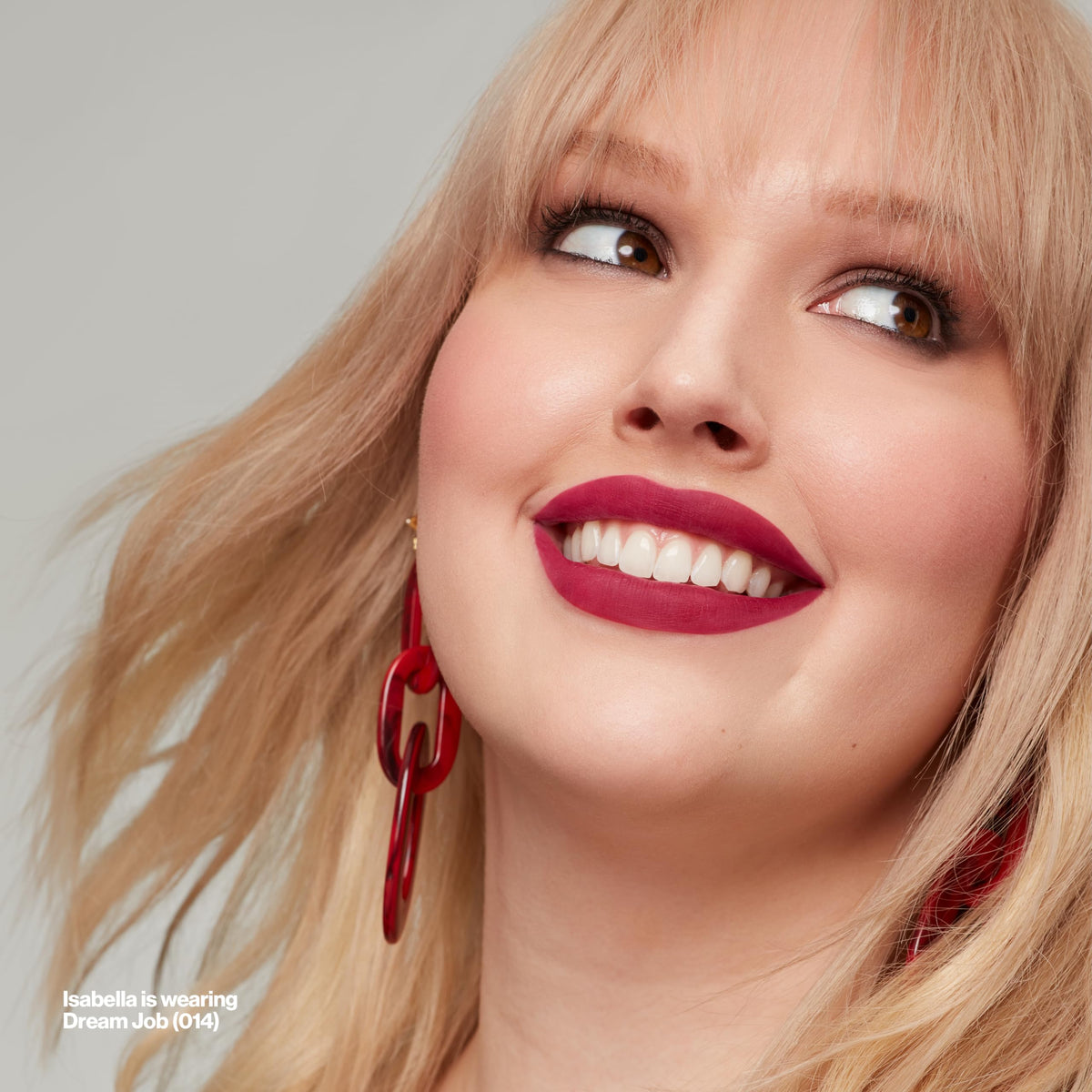 REVLON ColorStay Limitless Matte Lipstick Dream Job in natural light
