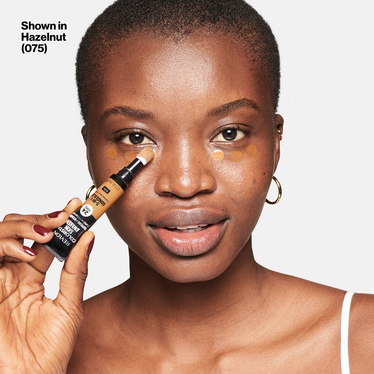 REVLON ColorStay Skin Awaken Concealer 075 Hazelnut in makeup setup