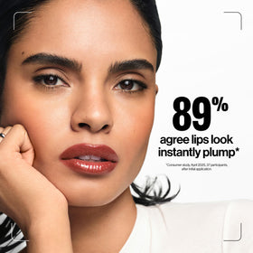 REVLON PhotoReady Instant Plump Serum 009 Lip Floaties texture close-up