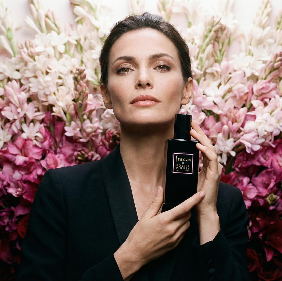 Robert Piguet Fracas Eau de Parfum close-up of bottle