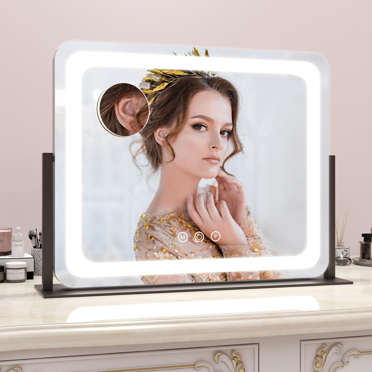 ROLOVE Vanity Mirror with soft non-slip rubber base