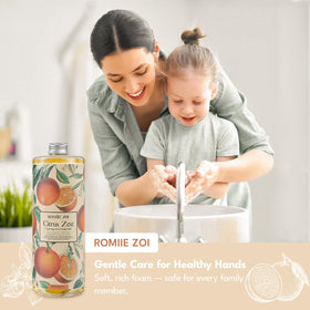 ROMIIE ZOI Foaming Hand Soap Citrus Zest with lather