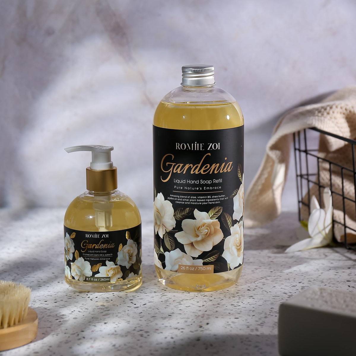 ROMIIE ZOI Liquid Hand Soap Gardenia scent with floral background