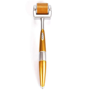 ROSELYNBOUTIQUE Derma Roller showing needle detail