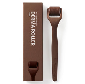 ROSELYNBOUTIQUE Derma Roller with 192 titanium needles front view
