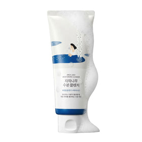 ROUND LAB Birch Juice Moisturizing Cleanser front view with gel texture