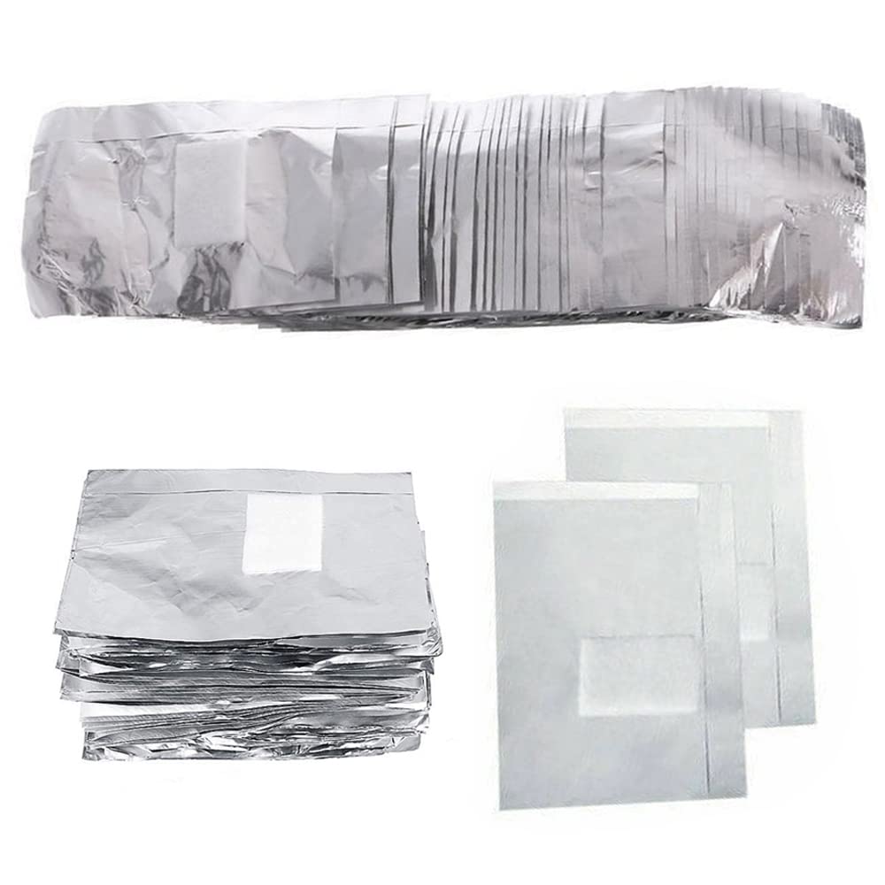 Rvetol Nail Polish Remover Foil Wraps in use on nails
