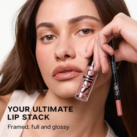 Saie Glossybounce Lip Gloss applicator close-up