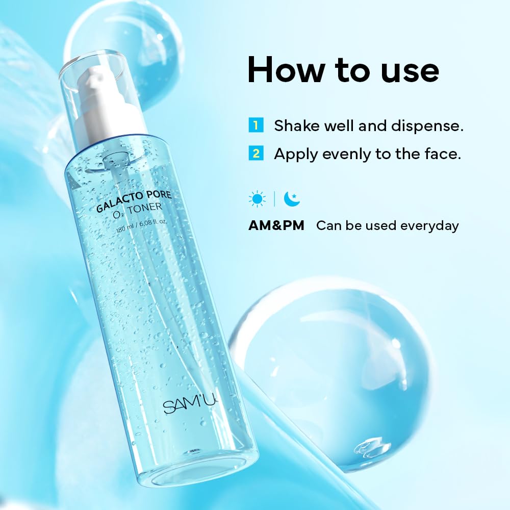 SAM'U Galacto Pore O2 Toner with a cotton pad for application