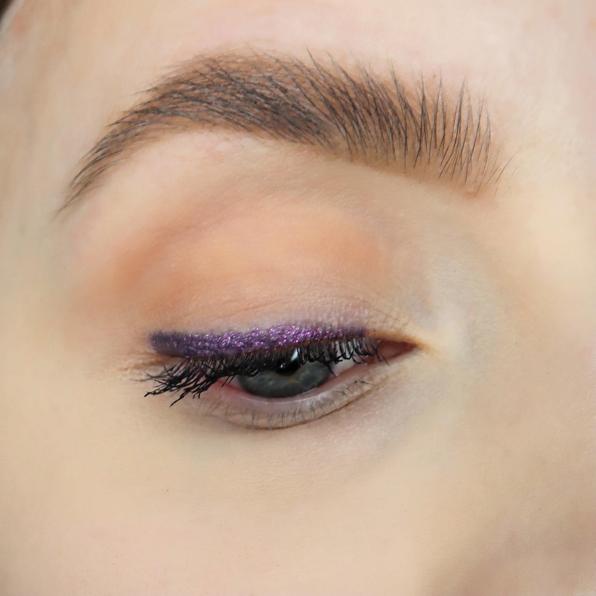 Sandstone Scandinavia Waterproof Eyeliner Pencil with other makeup products