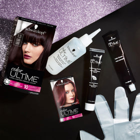 Schwarzkopf Color Ultime hair dye kit contents including gloves and conditioner