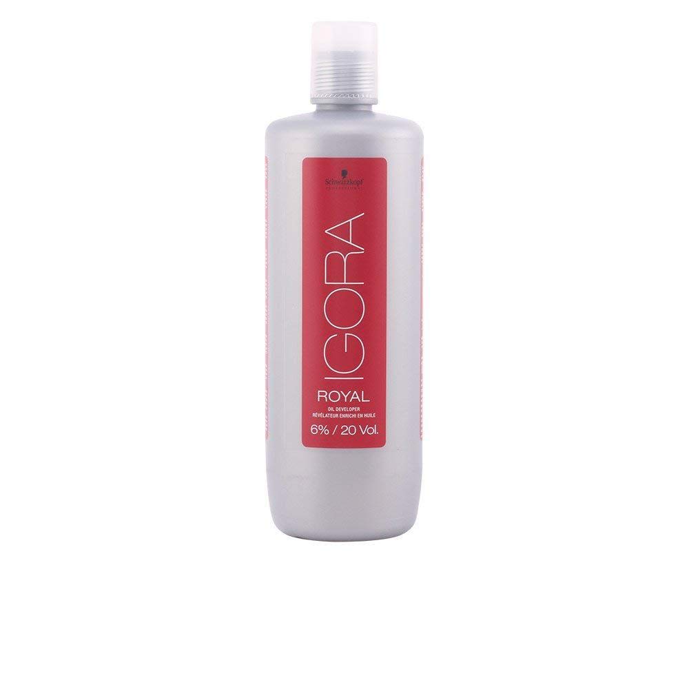 Schwarzkopf Professional ROYAL IGORA ACTIV 6% Developer in a salon setting