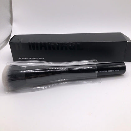 Scinex Foundation Blending Brush #100 in black, front view
