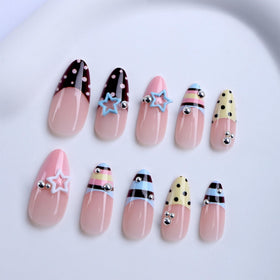 SEENEEY Almond Press On Nails packaging with design details
