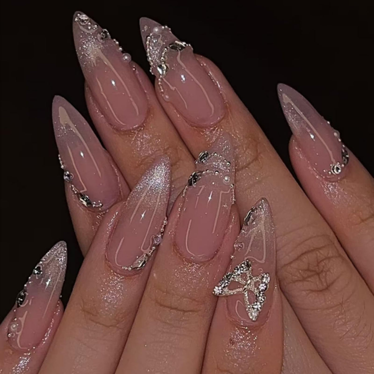 SEENEEY Medium Press on Nails Almond Ombre French Tip front view