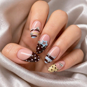 SEENEEY press on nails showing natural curve and thin edge