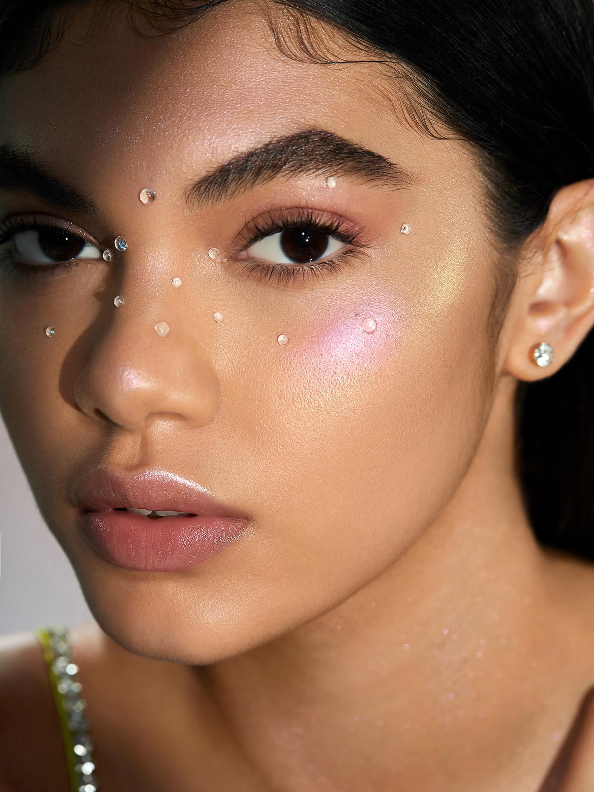 SHEGLAM Chroma-Glow Bloom Liquid Highlighter in cosmic shade 3