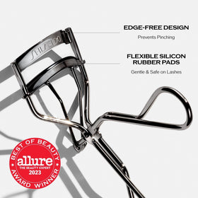 Shiseido Eyelash Curler in use on lashes