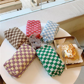 Side view of PAZIMIIK Checkered Makeup Bag with zipper