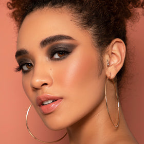 SIGMA BEAUTY Ritzy Eyeshadow Palette open showing matte and shimmer finishes