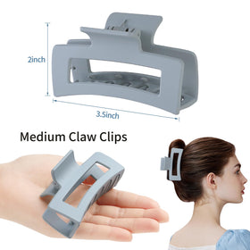 Sisiaipu hair clip in light brown colour, side view