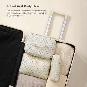 Small HBselect makeup bag with floral design