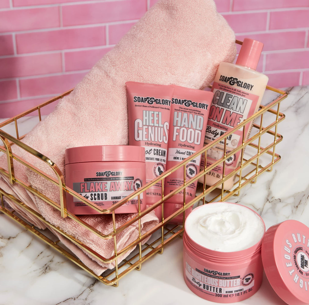 Soap & Glory Moisturizing Foot Cream with socks