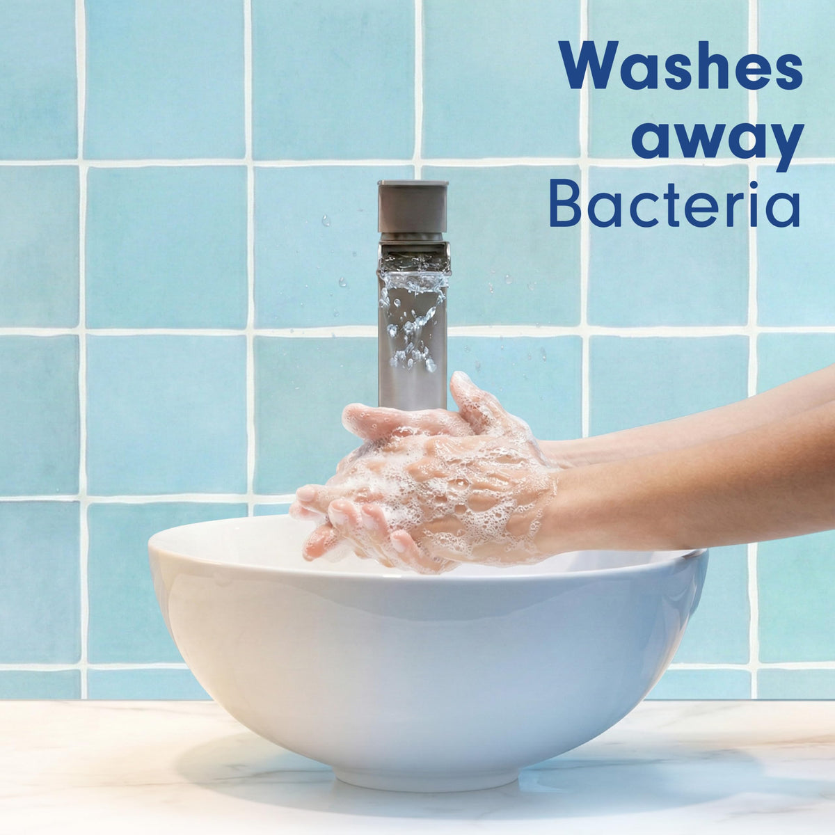 Softsoap Liquid Hand Soap Fresh Breeze with bubbles