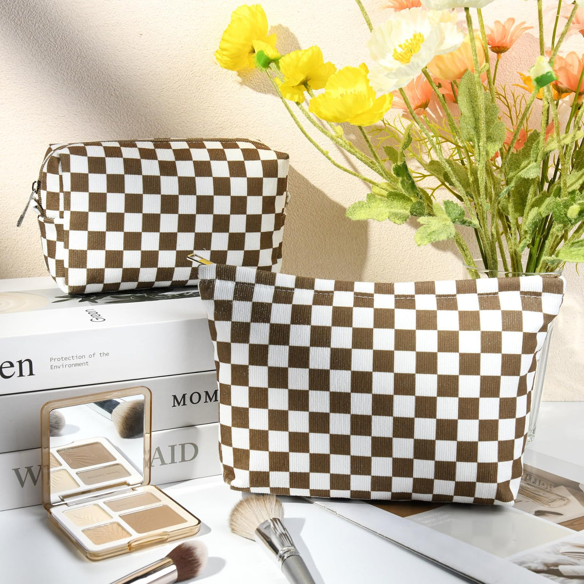SOIDRAM checkered makeup bag side view showing zipper