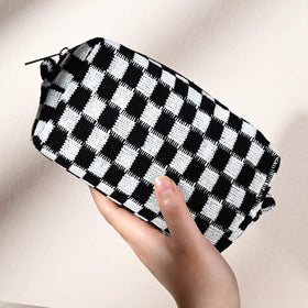 SOIDRAM cosmetic bag with toiletries inside