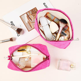 SOIDRAM cosmetic bags showing large capacity