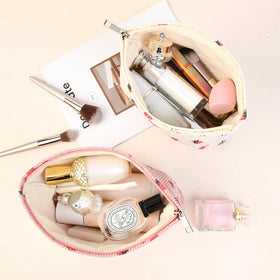 SOIDRAM Cute Makeup Bag in beige colour