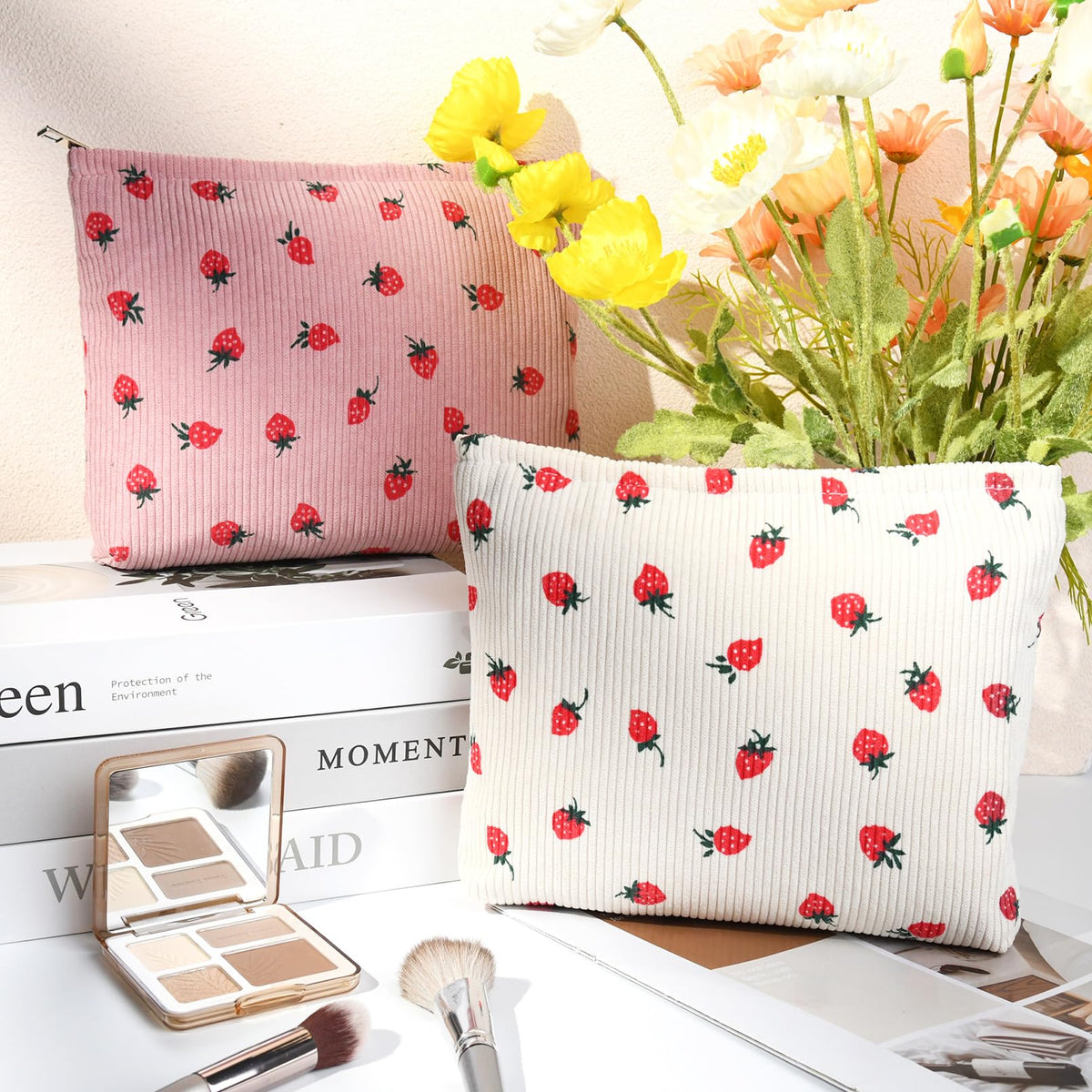 SOIDRAM Cute Makeup Bag side view showing large capacity