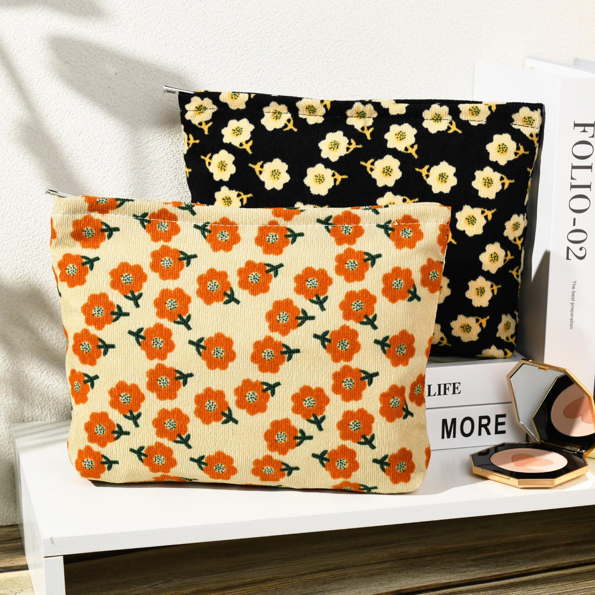 SOIDRAM Flower Makeup Bag side view showing zipper