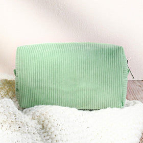 SOIDRAM green makeup bags with zipper pulls
