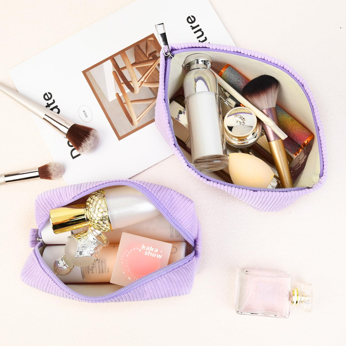 SOIDRAM makeup bag set with makeup brushes and cosmetics inside