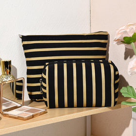 SOIDRAM travel makeup bag in a suitcase