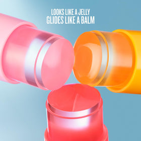 Sol de Janeiro Jelly Perfume Balm Cheirosa 40 being applied
